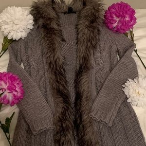 🌹INC Faux Fur Sweater🌹